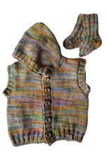 Load image into Gallery viewer, 3 to 4 year old ~ Boy's Multicolored Handmade Knitted Set (#5)