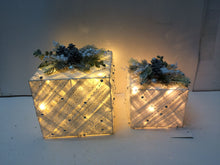 Load image into Gallery viewer, LED Light Glitter Gift Box Set #2