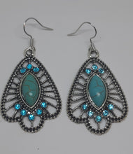 Load image into Gallery viewer, Turquoise Leaf drop Crystal Hollow Jewellery Set